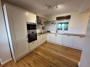 Photo 7- click for photo gallery